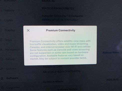 Used 2014 Tesla Model S 85 image 41