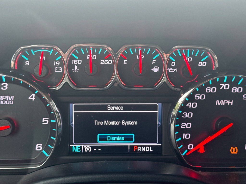 Used 2017 GMC Sierra 1500 SLT w/ SLT Premium Package AWD/4WD image 4