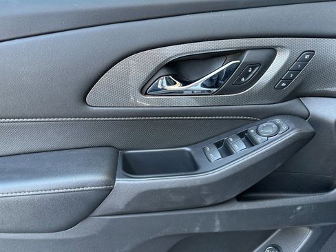 Certified 2022 Chevrolet Traverse Premier AWD/4WD image 12