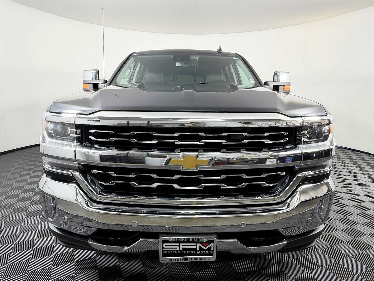Used 2018 Chevrolet Silverado 1500 LTZ w/ LTZ Plus Package AWD/4WD image 4