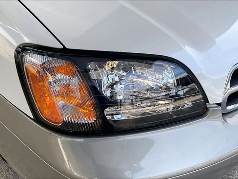 Used 2002 Subaru Outback H6 L.L. Bean Edition image 27