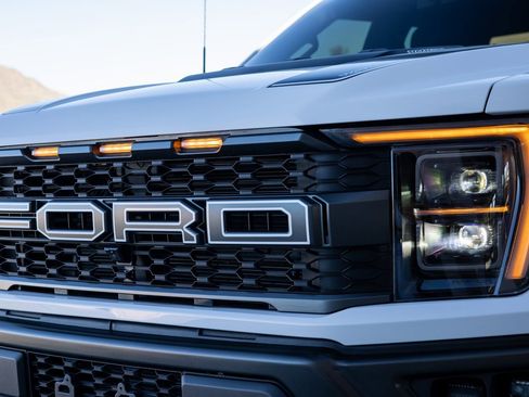 Used 2023 Ford F150 Raptor image 24