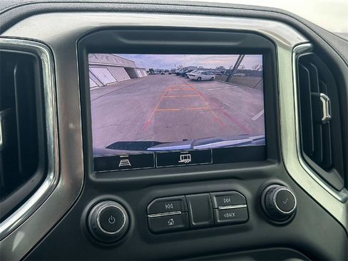 Used 2022 Chevrolet Silverado 1500 LT Trail Boss w/ Convenience Package II image 30