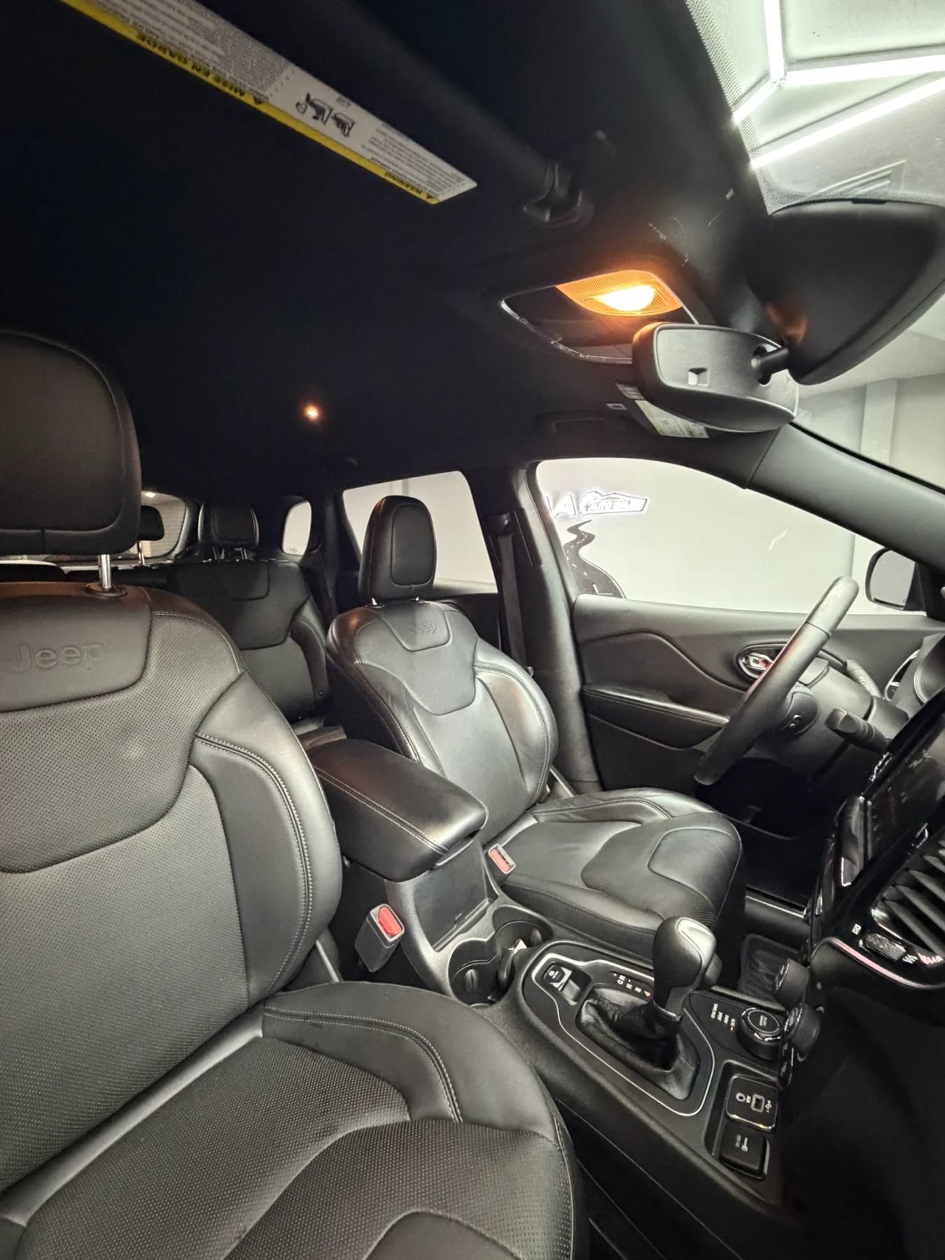 Used 2019 Jeep Cherokee High Altitude AWD/4WD image 35