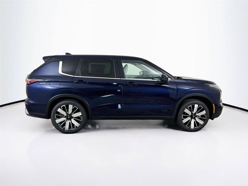New 2026 Mitsubishi Outlander SE FWD image 26