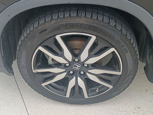 Used 2019 Honda Pilot Touring image 26