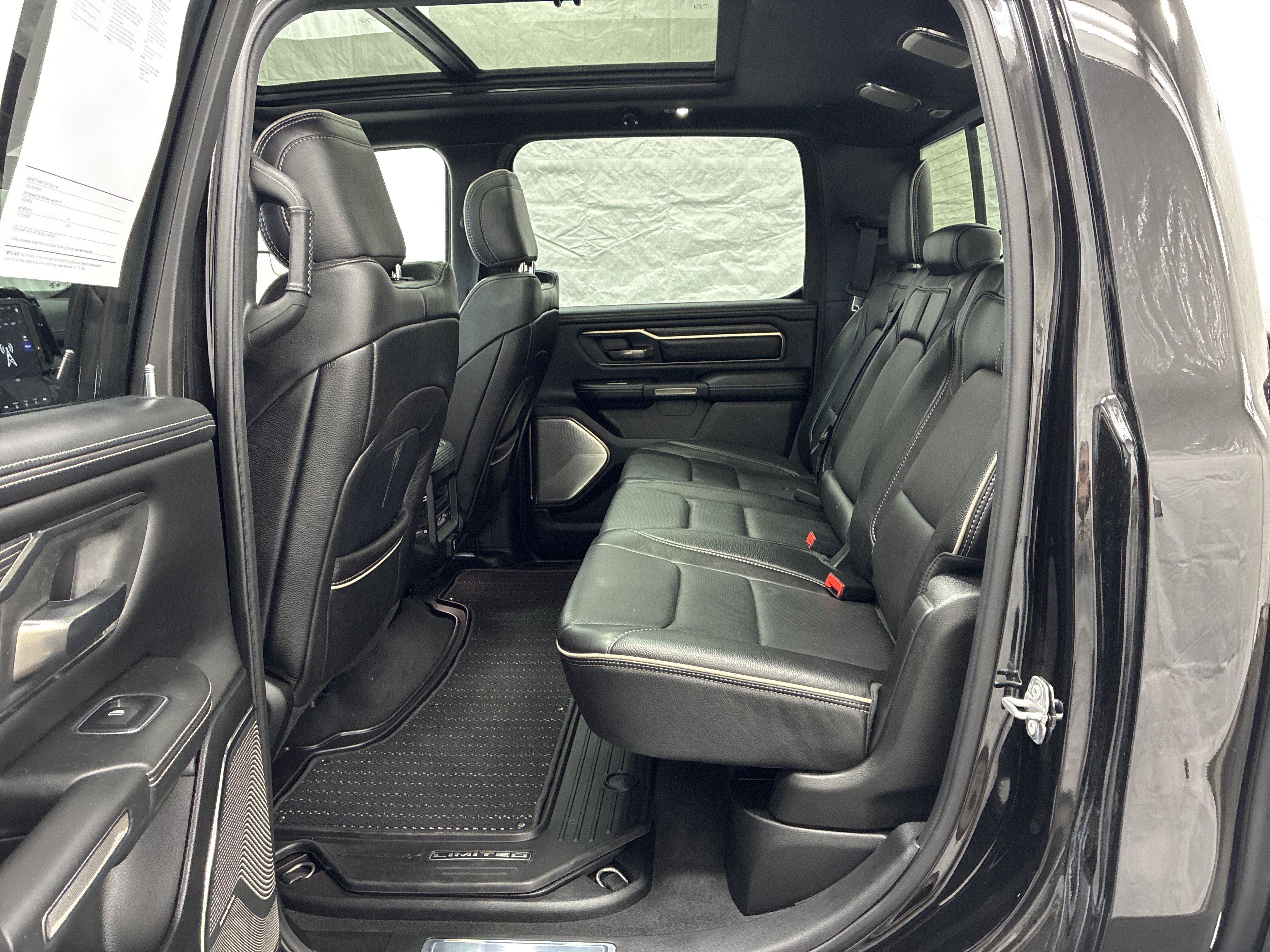 Used 2019 RAM 1500 Limited AWD/4WD image 10