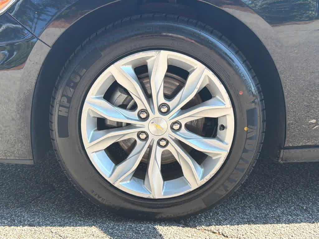 Used 2023 Chevrolet Malibu LT FWD image 11