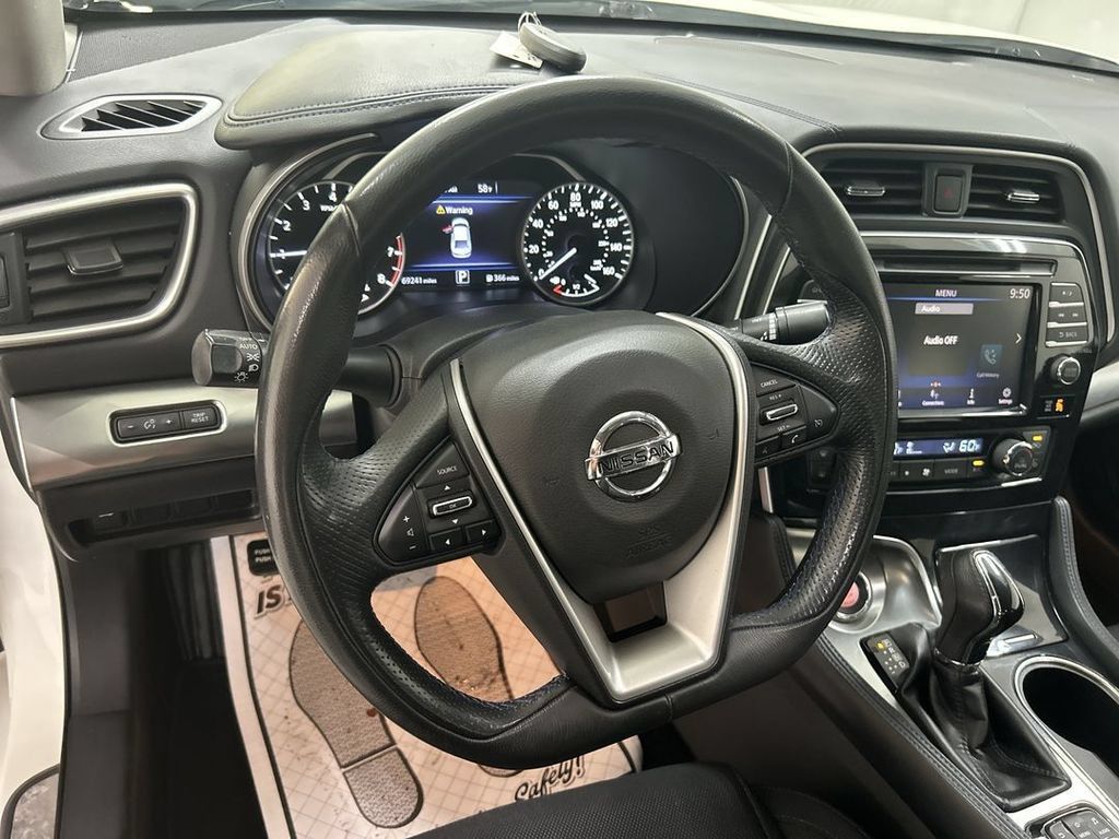 Used 2019 Nissan Maxima 3.5 S w/ Floor Mat Group FWD image 4