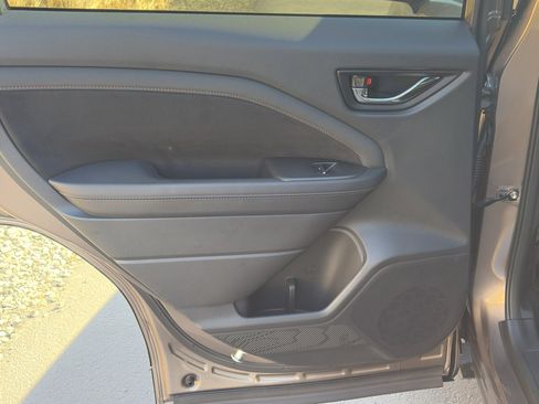 New 2025 Subaru Forester Touring image 33