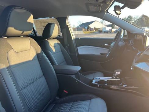 New 2026 Chevrolet Trax LT w/ Driver Confidence Package image 24