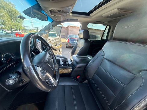 Used 2016 GMC Yukon Denali w/ Open Road Package AWD/4WD image 19