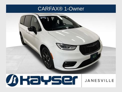 Used 2024 Chrysler Pacifica Limited FWD image 1