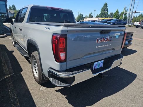 Used 2024 GMC Sierra 1500 Pro w/ Pro Value Package AWD/4WD image 9