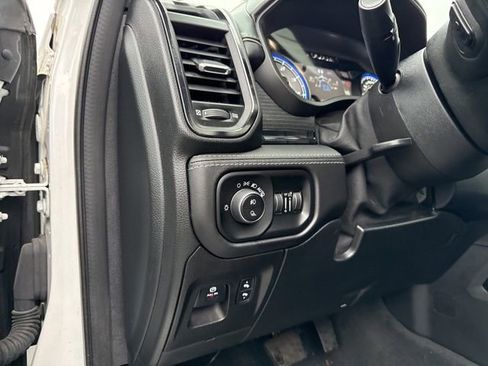Used 2022 RAM 1500 Limited image 28