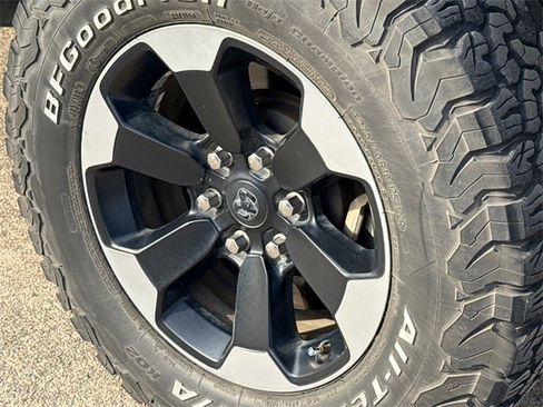 Used 2019 RAM 1500 Rebel image 11