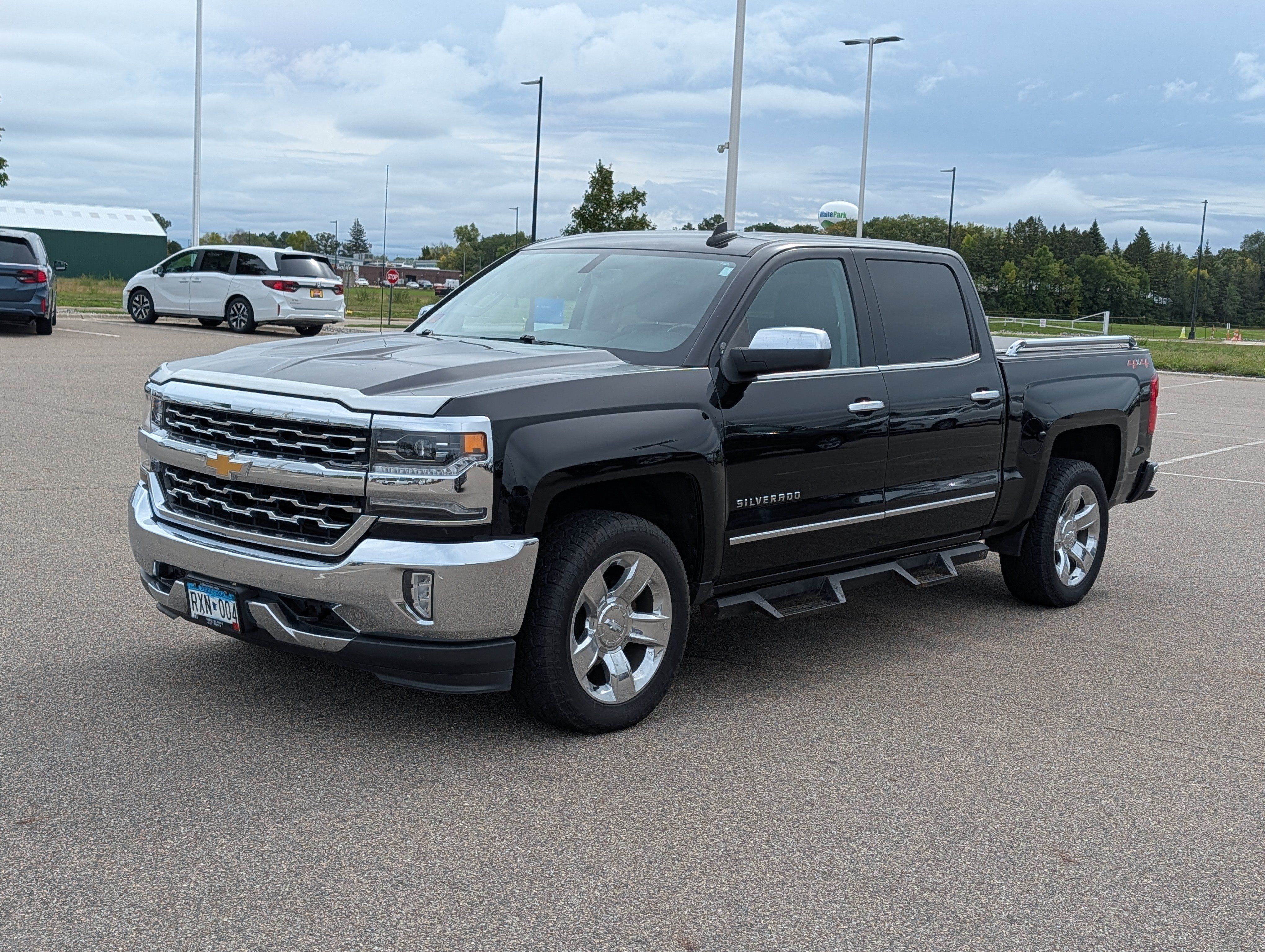 Used 2018 Chevrolet Silverado 1500 LTZ w/ Sport Package AWD/4WD image 2