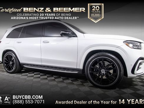Used 2026 Mercedes-Benz GLS 580 4MATIC image 1
