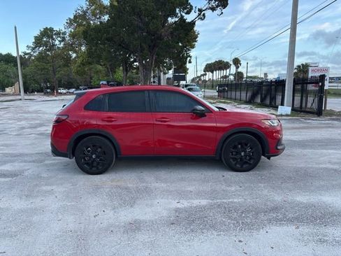 Used 2023 Honda HR-V Sport image 17