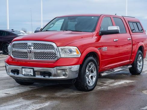Used 2015 RAM 1500 Laramie w/ Convenience Group image 3