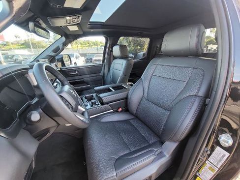 Used 2025 Toyota Tundra Limited image 19
