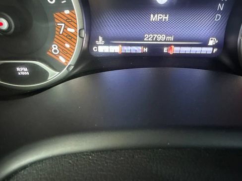Used 2022 Jeep Renegade Limited w/ Sun, Sound & Wheels Group AWD/4WD image 23