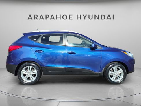 Used 2011 Hyundai Tucson GLS image 10