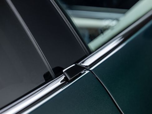 Certified 2025 Ferrari Purosangue image 46