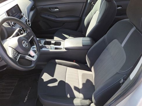 Used 2023 Nissan Sentra SV FWD image 18