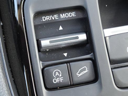 Certified 2023 Honda Pilot EX-L image 8