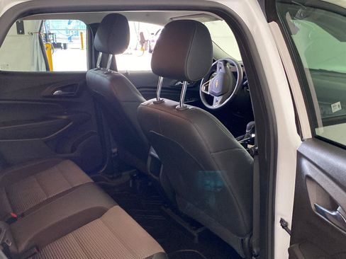 Used 2024 Chevrolet Trax LT w/ Driver Confidence Package FWD image 35