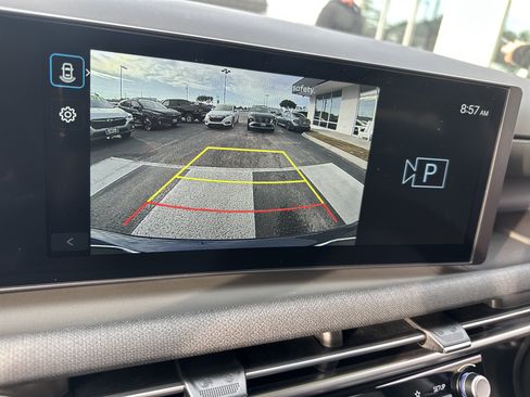 Used 2025 Hyundai Tucson SEL image 18