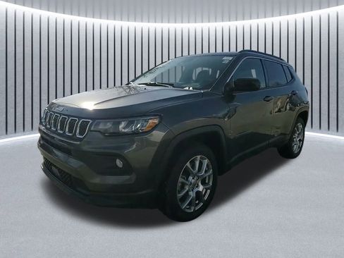Used 2023 Jeep Compass Latitude AWD/4WD image 20