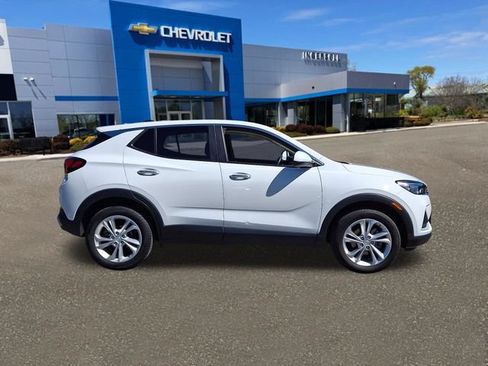 Used 2023 Buick Encore GX Preferred w/ Cold Weather Comfort Package AWD/4WD image 28