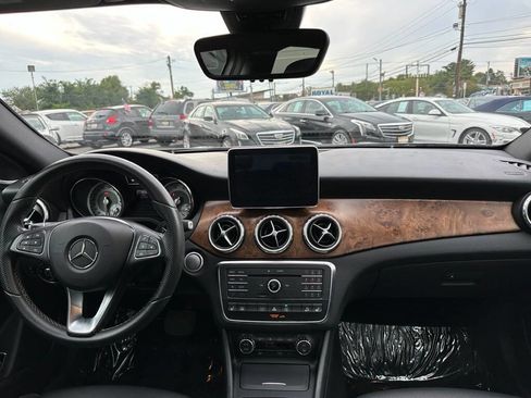 Used 2016 Mercedes-Benz GLA 250 4MATIC image 17