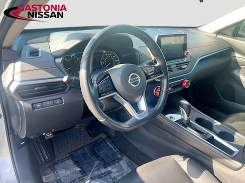 Used 2020 Nissan Altima 2.5 SR image 11
