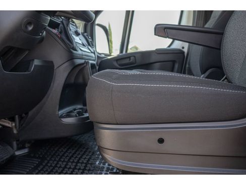 Used 2024 RAM ProMaster 3500 w/ Convenience Group FWD image 16