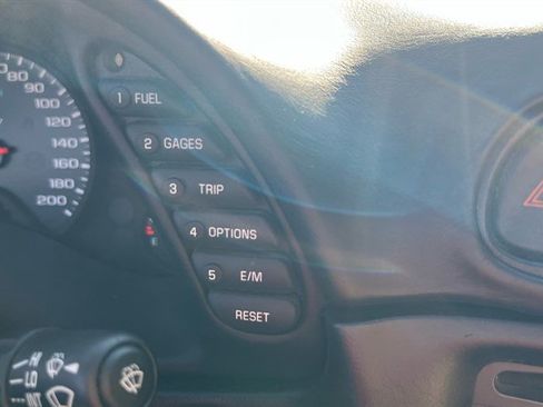 Used 2001 Chevrolet Corvette Convertible w/ Preferred Equipment Group2 RWD image 36