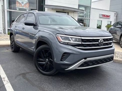 Used 2022 Volkswagen Atlas Cross Sport SE AWD/4WD image 1