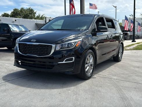 Used 2020 Kia Sedona EX FWD image 10