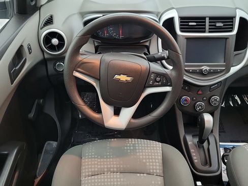 Certified 2017 Chevrolet Sonic LS FWD image 10