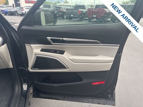 Used 2020 Kia Telluride S w/ S 8 Passenger Seating Package image 10
