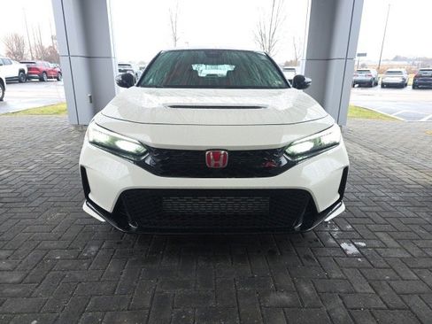 Used 2025 Honda Civic Type R image 6