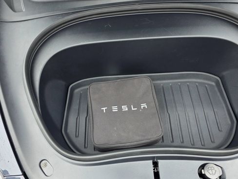 Used 2025 Tesla Model 3 Long Range RWD image 19