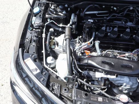 Used 2023 Honda Civic Touring image 12