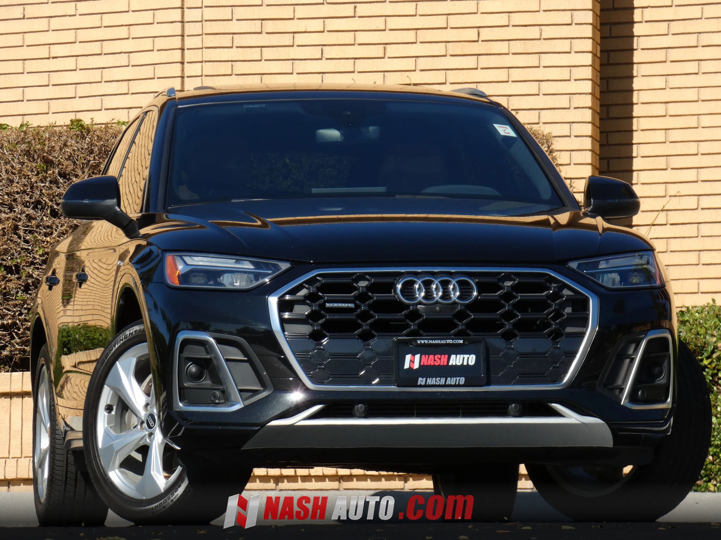 Used 2022 Audi Q5 2.0T Premium Plus w/ Premium Plus Package AWD/4WD image 1