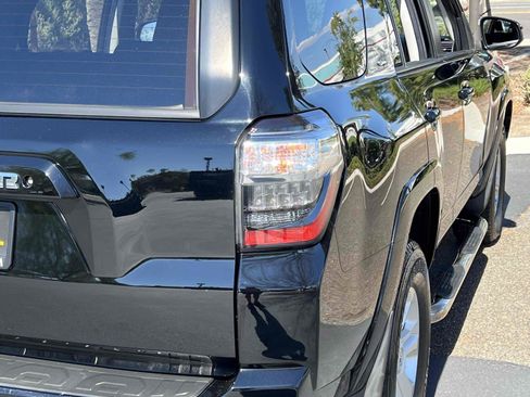 Used 2014 Toyota 4Runner SR5 image 56