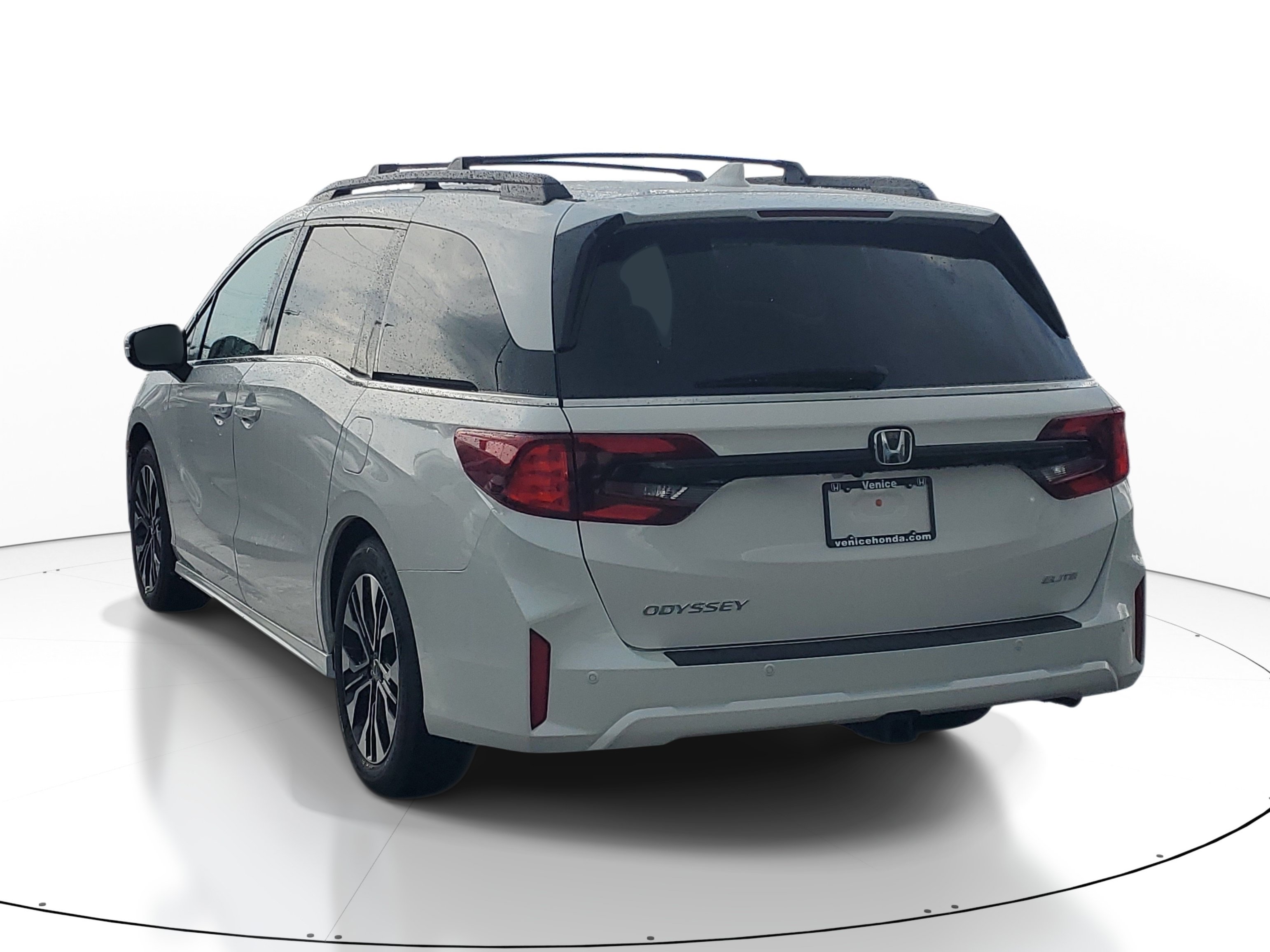 New 2026 Honda Odyssey Elite image 4