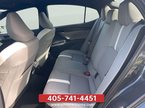 New 2026 Toyota Camry SE w/ Convenience Package FWD image 11