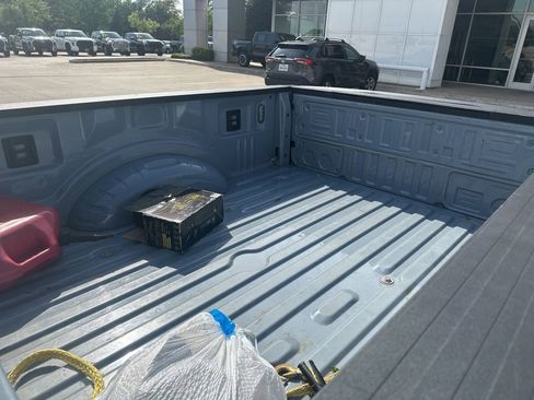 Used 2024 Ford F250 Lariat w/ Sport Appearance Package image 6